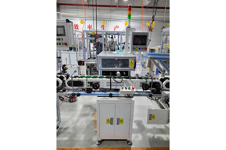 Paano Napapabuti ng isang Rotor Slot Lining Machine ang Electrical Motor Efficiency?